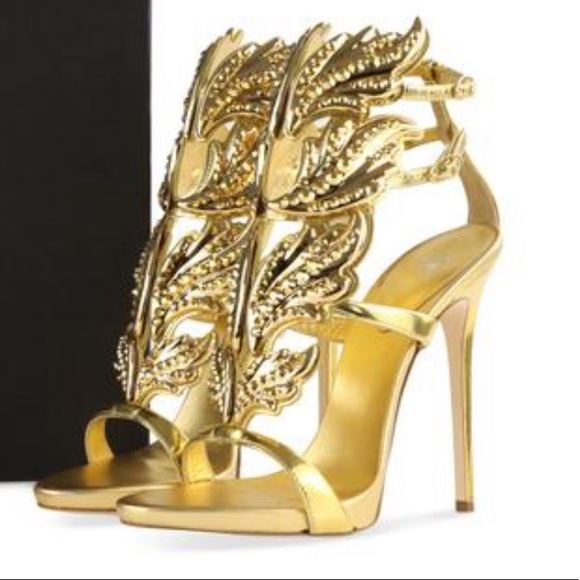 Giuseppe Zanotti Gold Embellished Coline wing heel - Picture 2 of 14